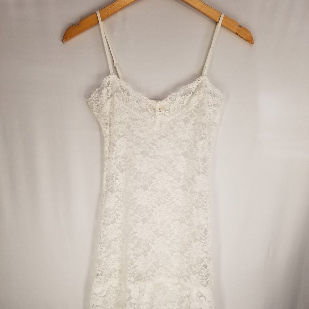 ZENANA OUTFITTERS LACE IVORY CAMISOLE / MINI DRESS